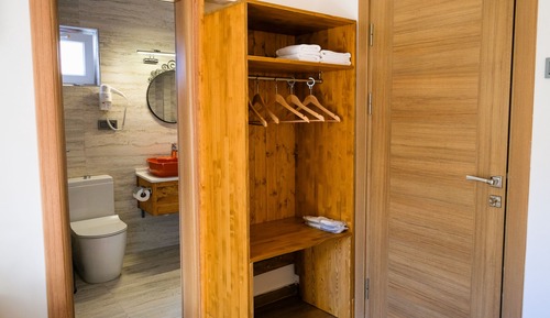 Habitación económica, 1 cama doble con sofá cama (without pool)