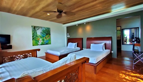 Habitación triple Deluxe