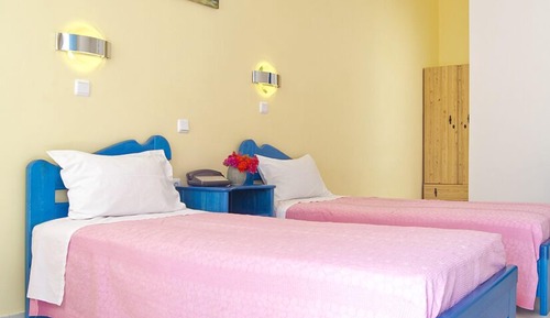 Habitación triple económica, vistas al mar, planta baja