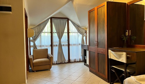 Habitación estándar con 1 cama doble o 2 individuales
