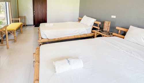 Habitación superior con 2 camas individuales