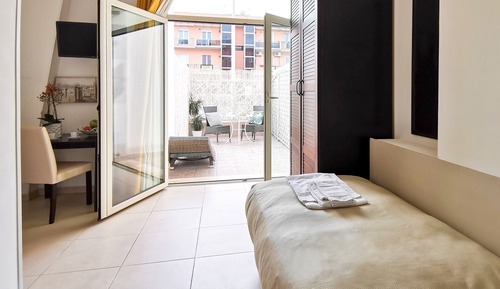 Habitación básica con 1 cama doble o 2 individuales