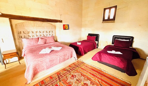 Habitación familiar, vistas al valle, en la zona del jardín