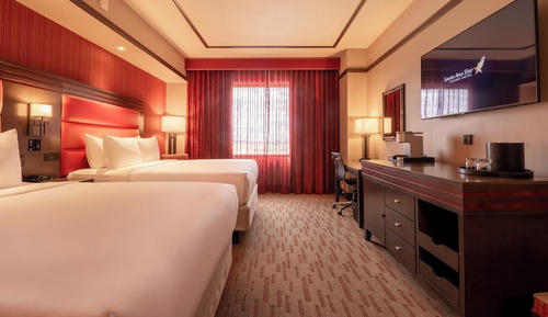 Habitación estándar, 2 camas de matrimonio (NM residents only)