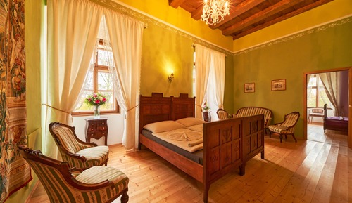Habitación triple Royal, chimenea, vistas al jardín