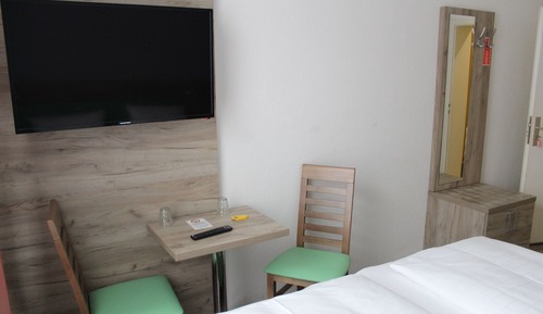 Habitación doble, baño privado