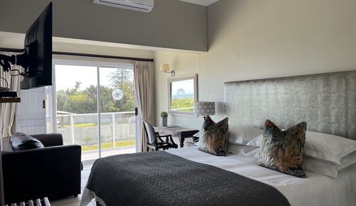 Spacious Room 2