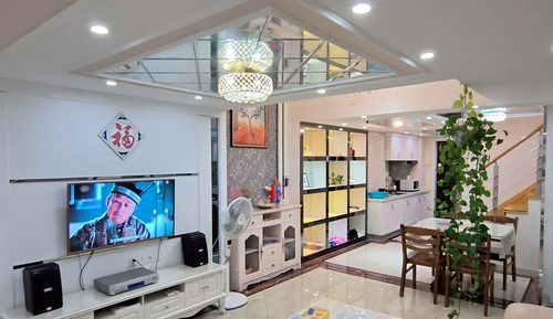 Three Bedrooms Apartment