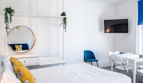 Apartamento económico, baño privado