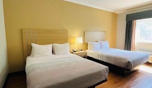Habitación, 2 camas de matrimonio, accesible para personas con discapacidad, no fumadores