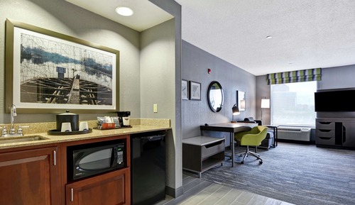 Suite, 1 cama de matrimonio grande (City & Water View)