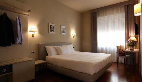 Habitación clásica con 1 cama doble o 2 individuales