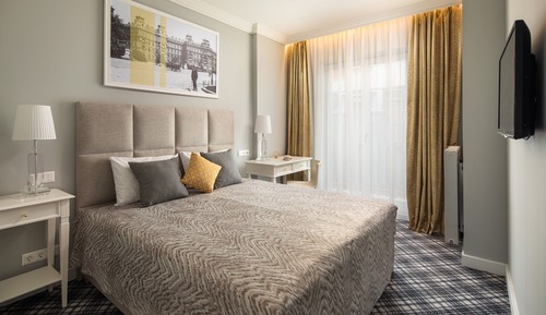 Grand Deluxe Suite