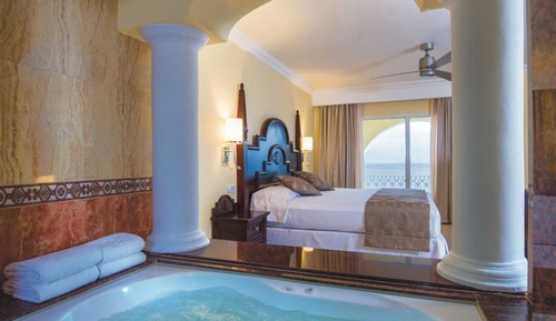 Suite, bañera de hidromasaje, vistas al mar (C)