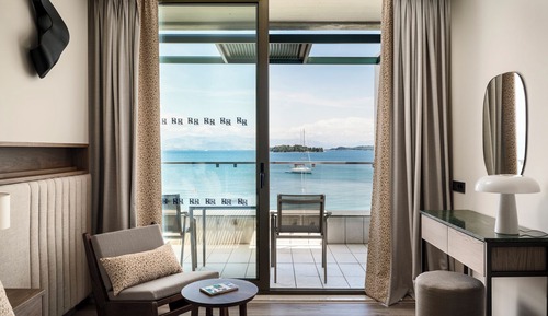Habitación, mirando al mar (Main Building)