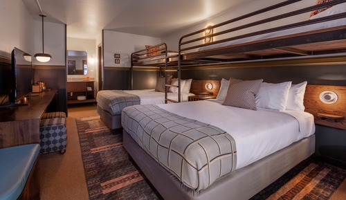 Habitación (Ground Floor Double Queen Bunk Bed)