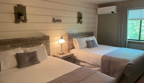 Habitación doble, 2 camas de matrimonio (202)