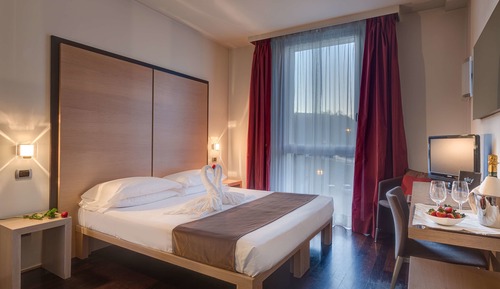 Habitación Confort, 1 cama de matrimonio, no fumadores (Converts to 2 Twin Beds;Larger Room)
