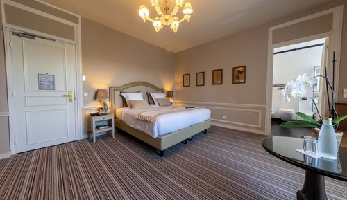 Habitación doble, 1 cama de matrimonio, vistas al jardín (Privilege Room)