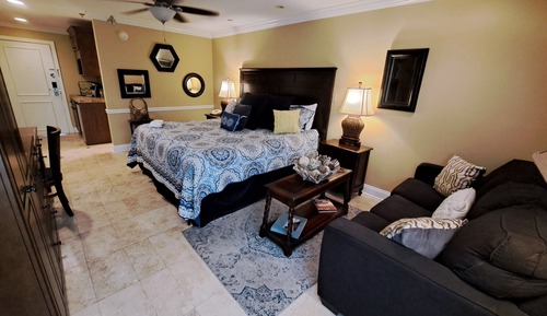  King Room 107