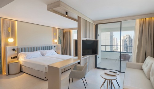 Habitación Deluxe doble de uso individual, cocina básica, vistas a la ciudad