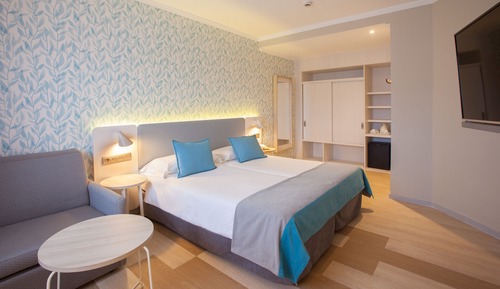 Habitación estándar doble, balcón