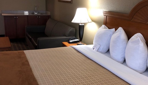 Suite, 1 cama de matrimonio grande, no fumadores, frigorífico y microondas