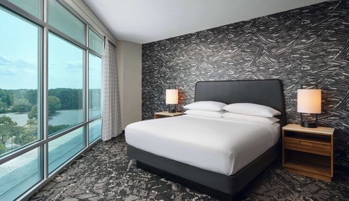 Suite, 1 cama de matrimonio grande, accesible para personas con discapacidad, en esquina