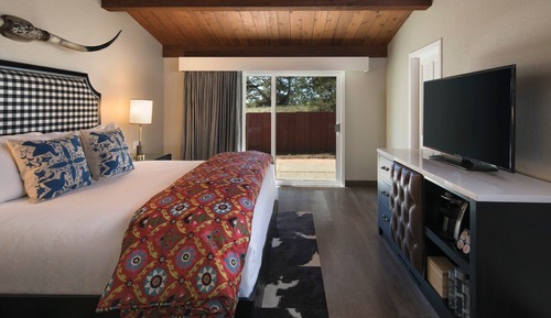 Suite Deluxe, varias camas, cocina, vistas al complejo turístico