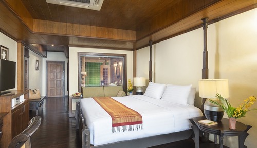 Deluxe Hotel, Sea View