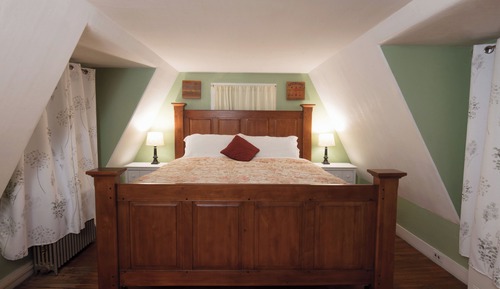 Habitación triple estándar, baño privado (Bonnie Room-304)