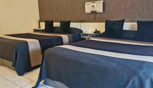 Habitación cuádruple Confort, 2 camas de matrimonio