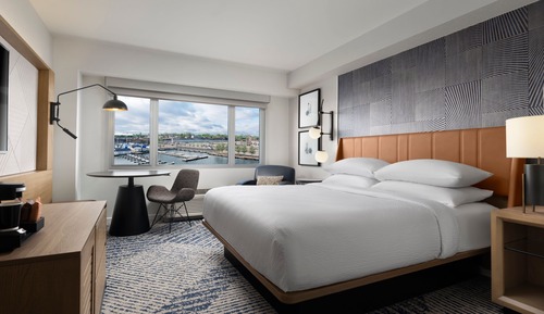 Habitación Club, 1 cama de matrimonio grande, vistas al puerto deportivo