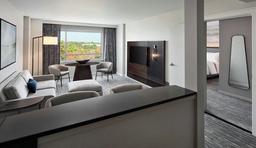 Suite, 1 habitación (Mobility Accessible, Roll-In Shower)