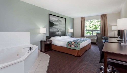 Suite, 1 cama de matrimonio grande, bañera de hidromasaje