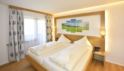 Suite junior, 1 habitación, en la zona del jardín (Seefeld)