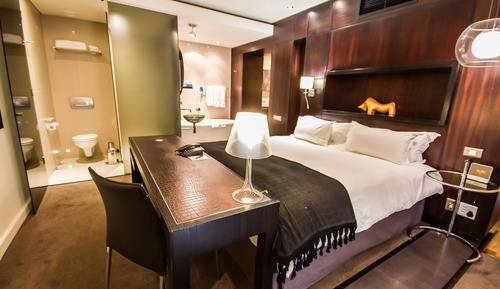Suite ejecutiva, 1 cama de matrimonio grande, vistas a la montaña