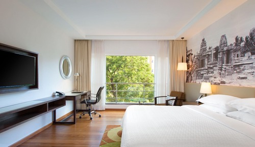 Habitación Deluxe, 1 cama de matrimonio grande, no fumadores (Mobility/Hearing Access, Roll-in Shwr)