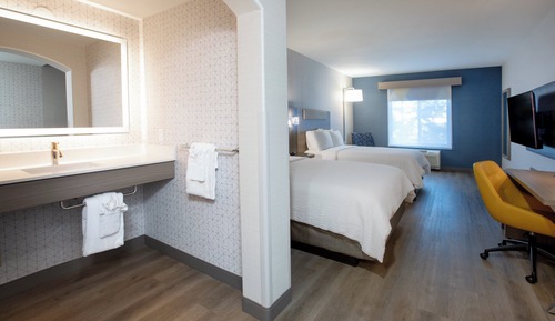 Habitación estándar, 2 camas de matrimonio (Extra Floor Space)