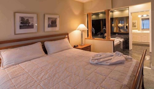 Suite, varias camas, no fumadores, en una planta alta (Two-Bedroom)