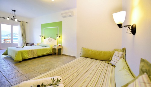 Habitación superior, balcón, vistas al mar