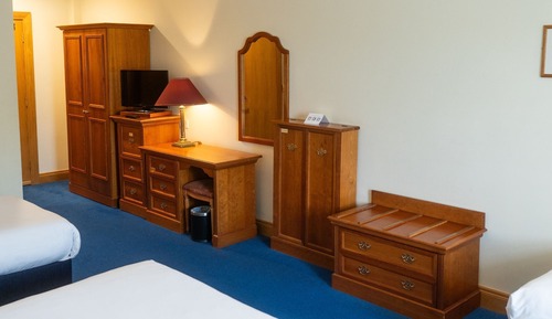 Habitación familiar (2 Adults + 1 Child)