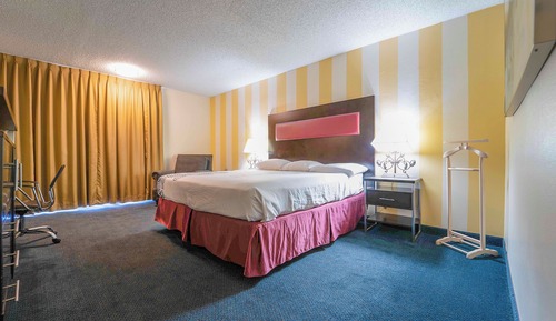 Suite Deluxe, 1 cama de matrimonio grande, junto a la piscina