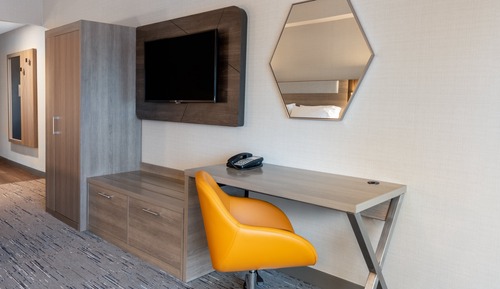 Suite, 1 cama de matrimonio grande con sofá cama, accesible en silla de ruedas (Mobility)