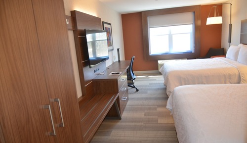 Habitación estándar, 2 camas de matrimonio (Communications, Mobility, Access Tub)