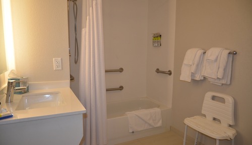 Suite, 1 cama de matrimonio grande (Communications, Mobility, Access Tub)