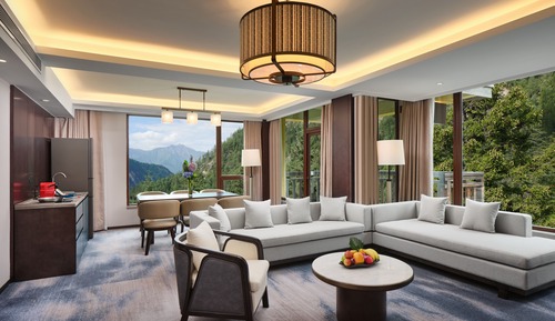 Suite, 1 habitación, acceso al Business Lounge, vistas a la montaña (Dining)