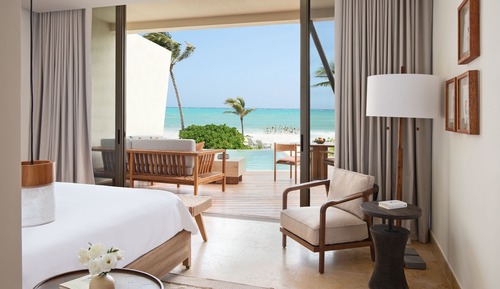 Suite presidencial, frente a la playa (Lagoon)