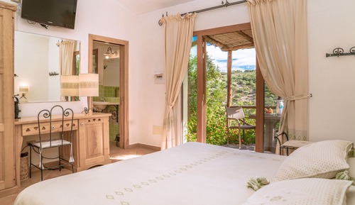 Habitación triple estándar, no fumadores, vistas al jardín