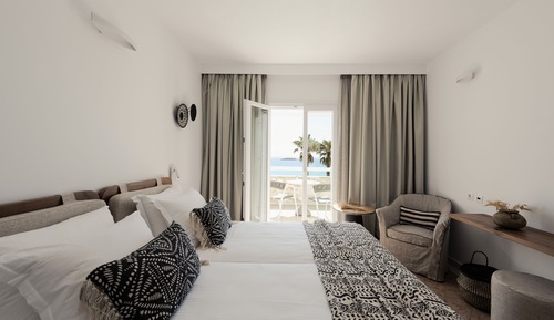 Habitación Deluxe con 1 cama doble o 2 individuales, vistas al mar